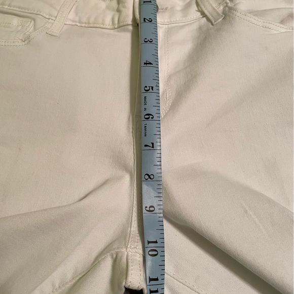 Old Navy Rockstar Mid-Rise White Distressed Skinny Jeans Size 12 - Picture 10 of 12